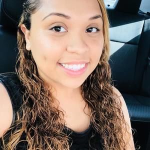 Meet your Posher, Stephanie